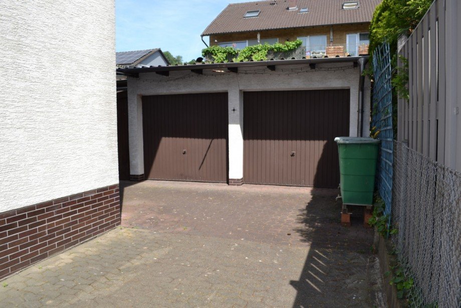 Garagen Zweifamilienhaus Goldbach