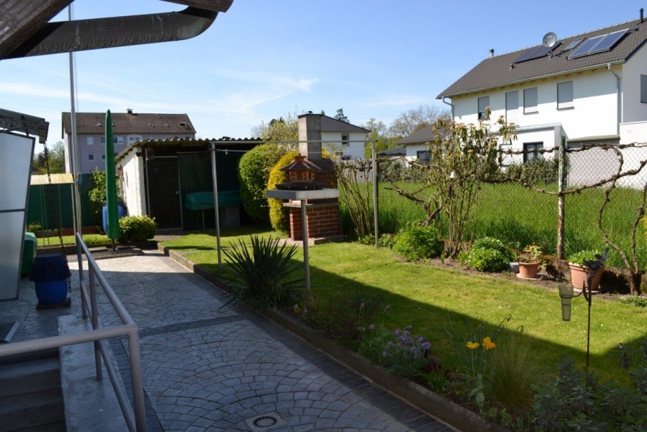 Garten Zweifamilienhaus Aschaffenburg / Damm