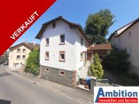 Hauptbild VERKAUFT - Freistehendes Ein-/Zweifamilienhaus mit Scheune/Garage