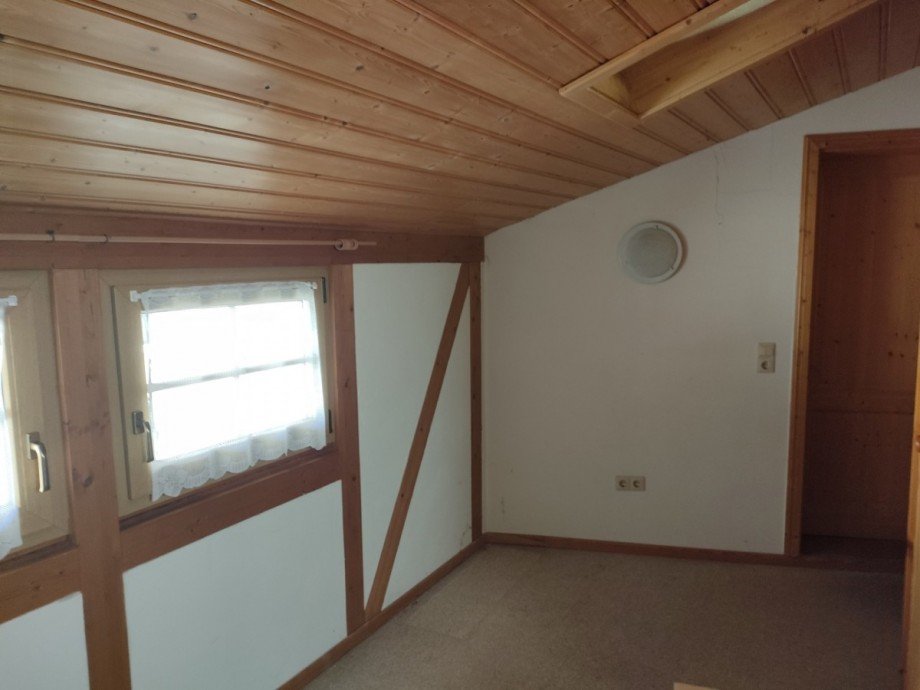 Nebengeb�ude 2. Raum Einfamilienhaus Gro�ostheim