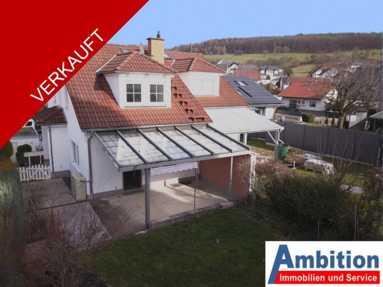 Titelbild Verkauft Michelstadt - Michelstadt Doppelhaush�lfte VERKAUFT - Ger�umige Doppelhaush�lfte mit Garten, 4 Zimmer, Abstellraum und Garage.