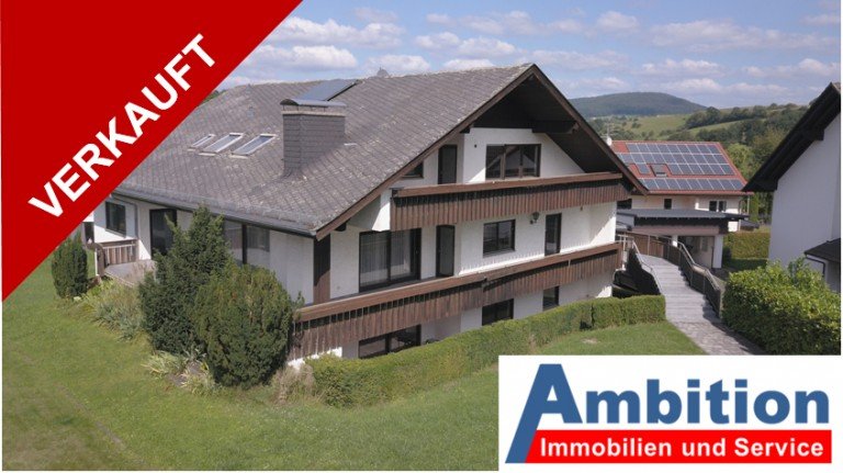 Titelbild verkauft Sch�llkrippen - Sch�llkrippen Haus VERKAUFT-Mehrgenerationenhaus - viel Wohnraum - Pool in Vorbereitung im Haus - sch�ner Garten - Doppelgarage