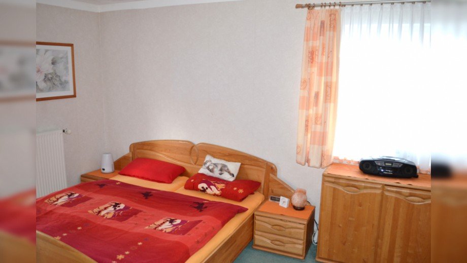 Schlafzimmer Doppelhaush�lfte Alzenau