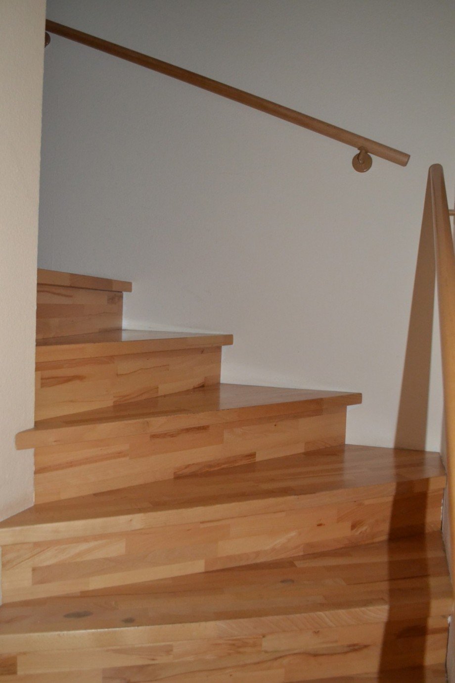 Massive Treppe Reihenmittelhaus Mainhausen / Mainflingen