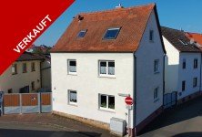 Hauptbild VERKAUFT - Charme trifft Vielseitigkeit: Einfamilienhaus mit gro�em Hof und attraktivem Nebengeb�ude