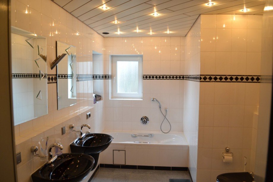 Badezimmer Mehrfamilienhaus Haibach
